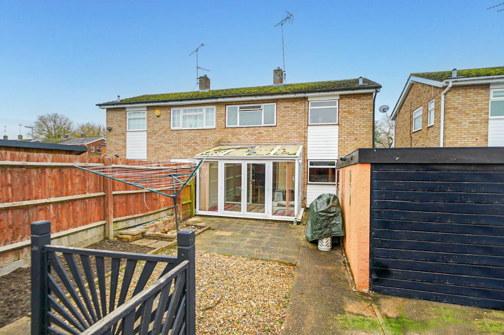 Brookside Walk, Leighton Buzzard Quarters Estate Agents